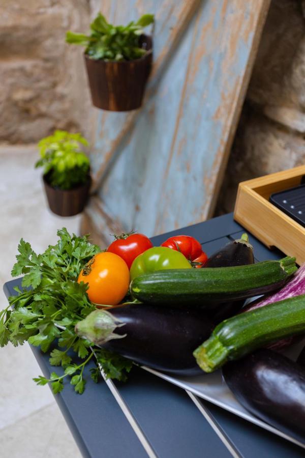 Jardin Secret Studio Terrasse Panier Vieux-Port Марсилия Екстериор снимка