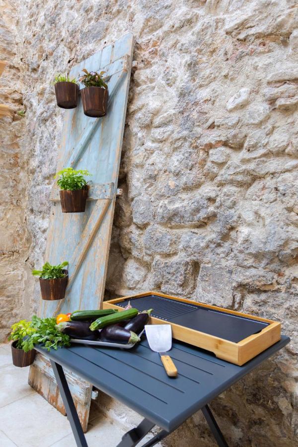 Jardin Secret Studio Terrasse Panier Vieux-Port Марсилия Екстериор снимка